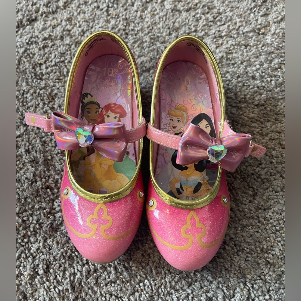 Girls size 10K Disney Princess Shoes